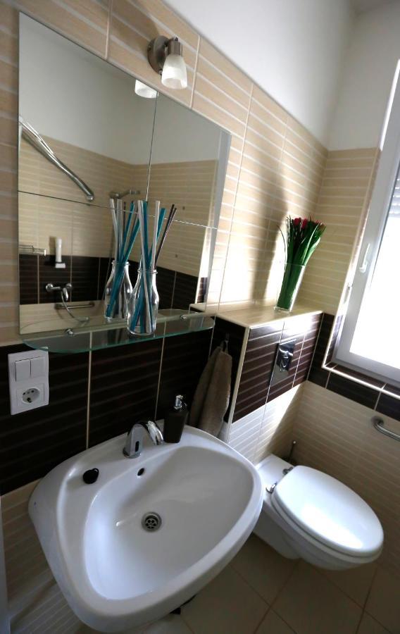 Mandara Wellnes Apartmanok Siófok Exterior foto