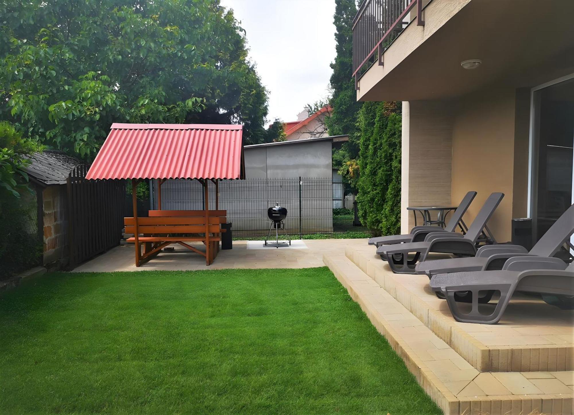 Mandara Wellnes Apartmanok Siófok Exterior foto